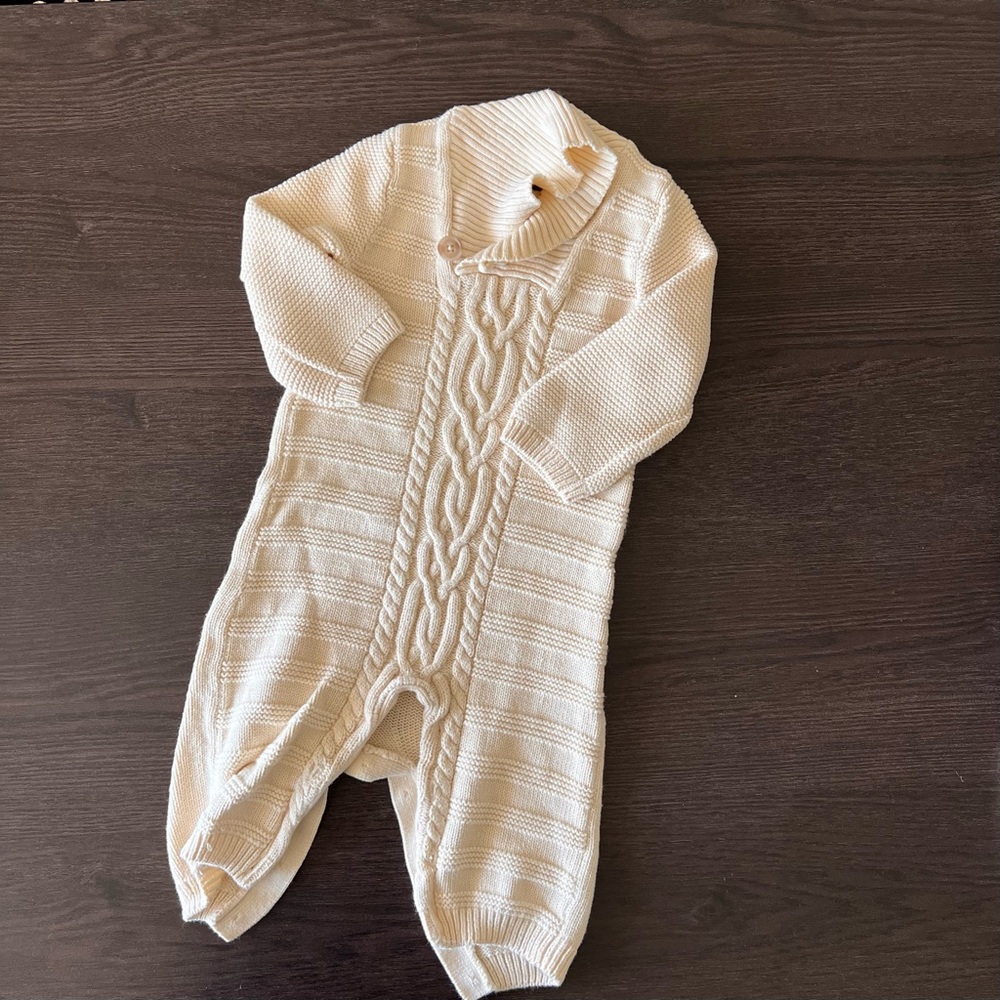 BabyGAP Cream Knit Bodysuit 6-12M